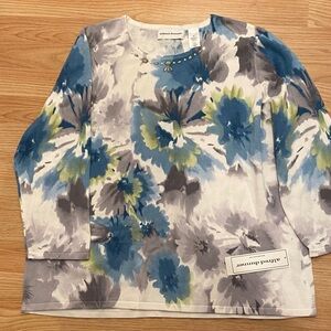 New Alfred Dunner women’s Floral abstract sweater XL